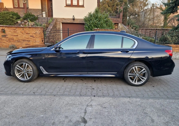 BMW Seria 7 cena 90900 przebieg: 154000, rok produkcji 2017 z Łosice małe 232